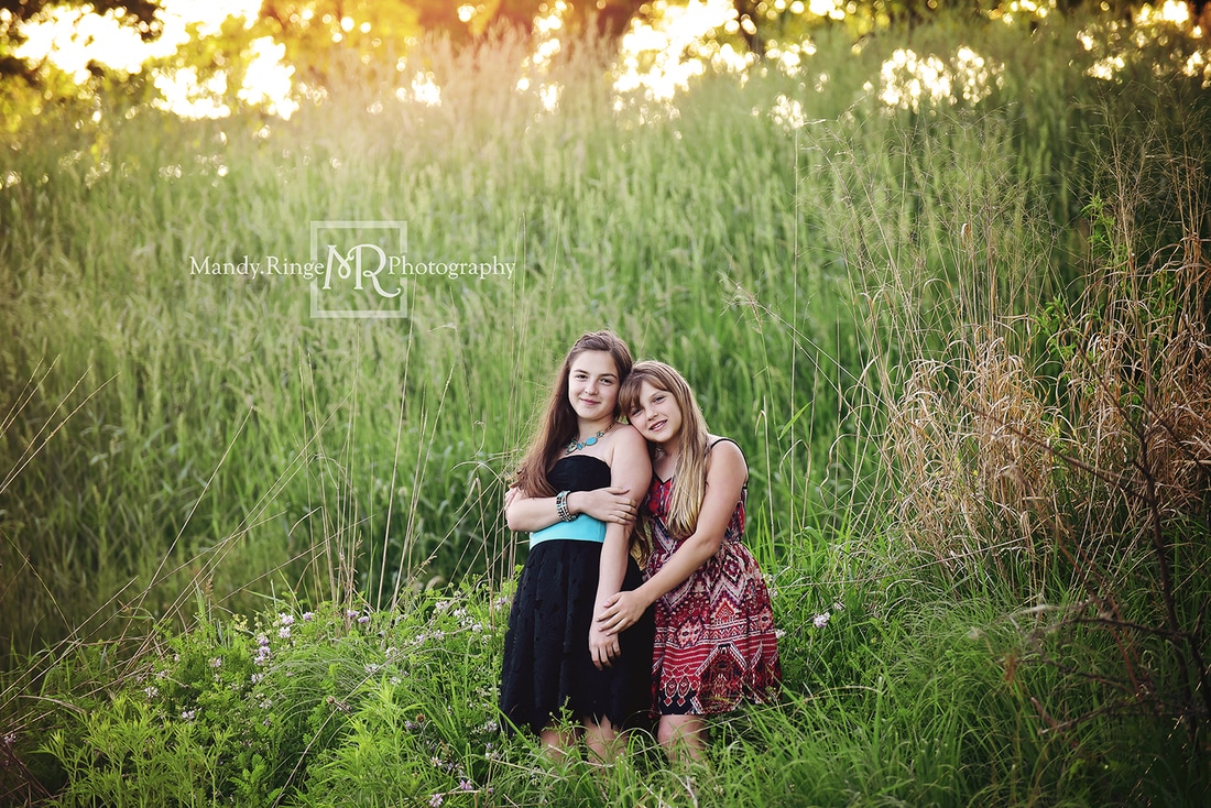 The Happy Togs shootout // Tween girls, sisters // Fox River Marina - Port Barrington, IL // by Mandy Ringe Photography