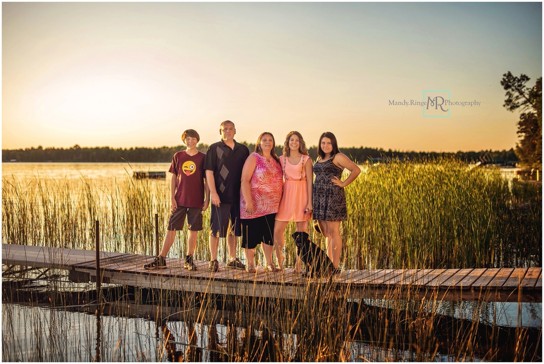 Extended Family Vacation Portraits // outdoors, lake, pine trees // Lake Ada - Backus, MN // by Mandy Ringe Photography