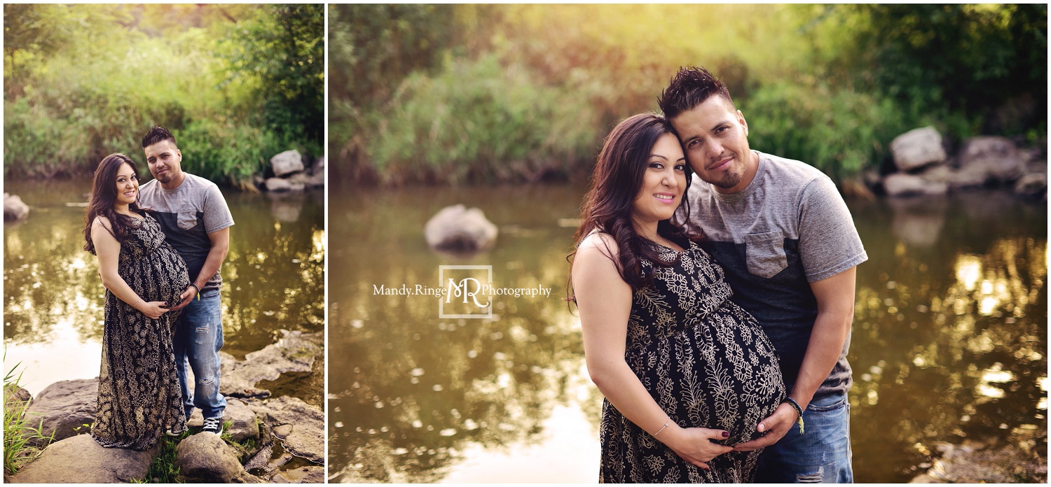 Summer maternity portraits // family, twins, outdoors // Leroy Oakes - St. Charles, IL // by Mandy Ringe Photography