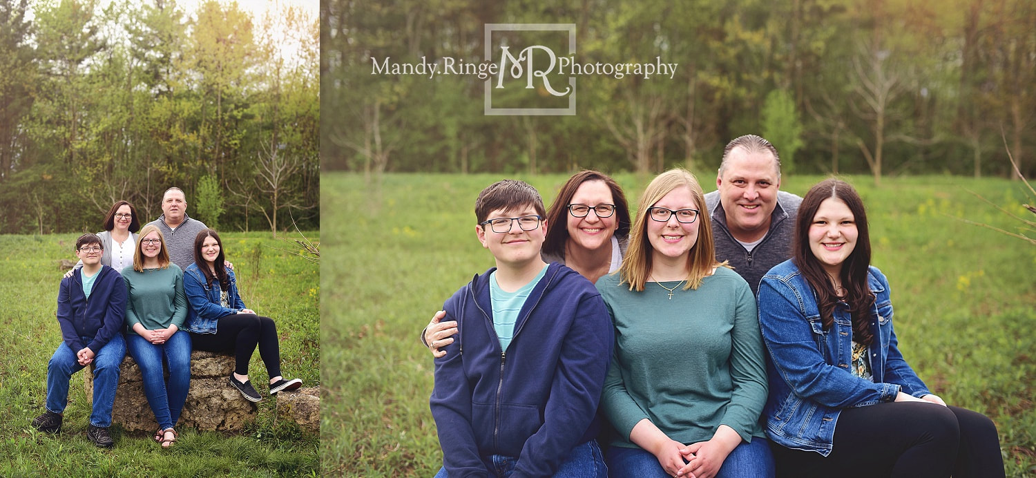 Family portrait session // Woods, rustic, teenagers, family of five // by Mandy Ringe Photoraphy // Leroy Oakes // St. Charles, IL Photographer