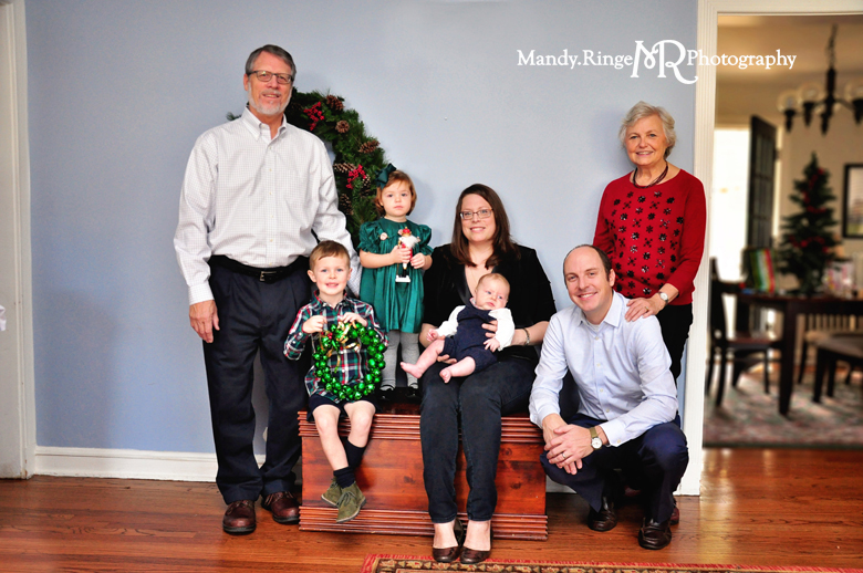 Family Christmas Portraits // Client's home, holiday, indoors, christmas wreath // by Mandy Ringe Photography