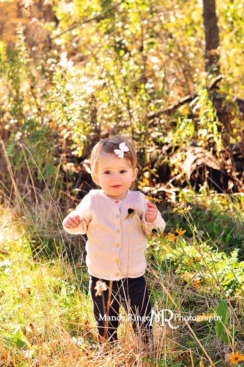 Fall family portraits // River Trail Nature Center - Northbrook, IL // by Mandy Ringe Photography