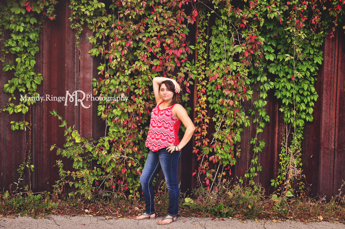 Senior portraits // rusted wall, climbing vines, teen girl, Ottawa Highschool // Pottawatomie Park - St. Charles, IL // by Mandy Ringe Photography