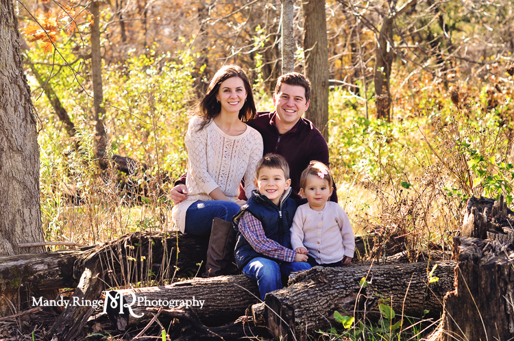 Fall family portraits // River Trail Nature Center - Northbrook, IL // by Mandy Ringe Photography