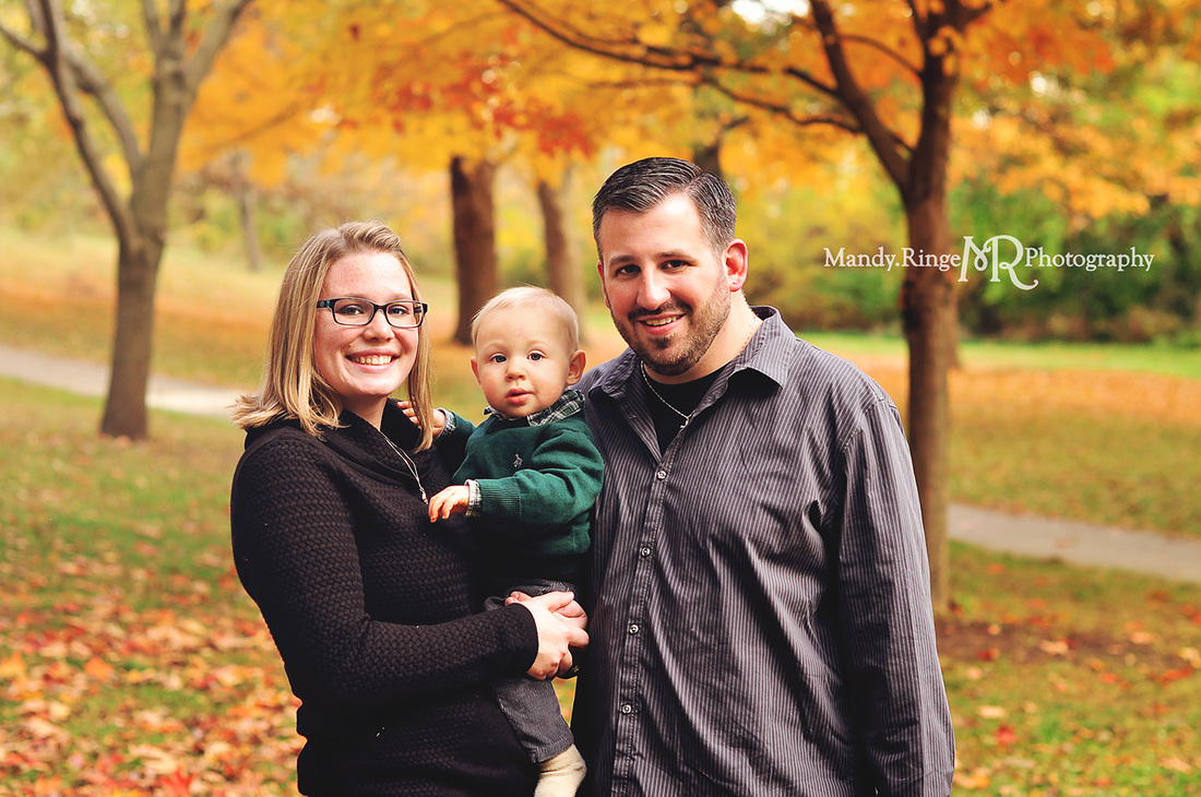 Fall family portraits // fall, autumn, leaves, fall foliage // Pottawatomie Park - St. Charles, IL // by Mandy Ringe Photography