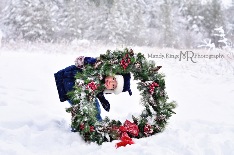 Hot cocoa stand styled mini session // snow, christmas wreath, pine trees // Leroy Oakes - St Charles, IL // by Mandy Ringe Photography