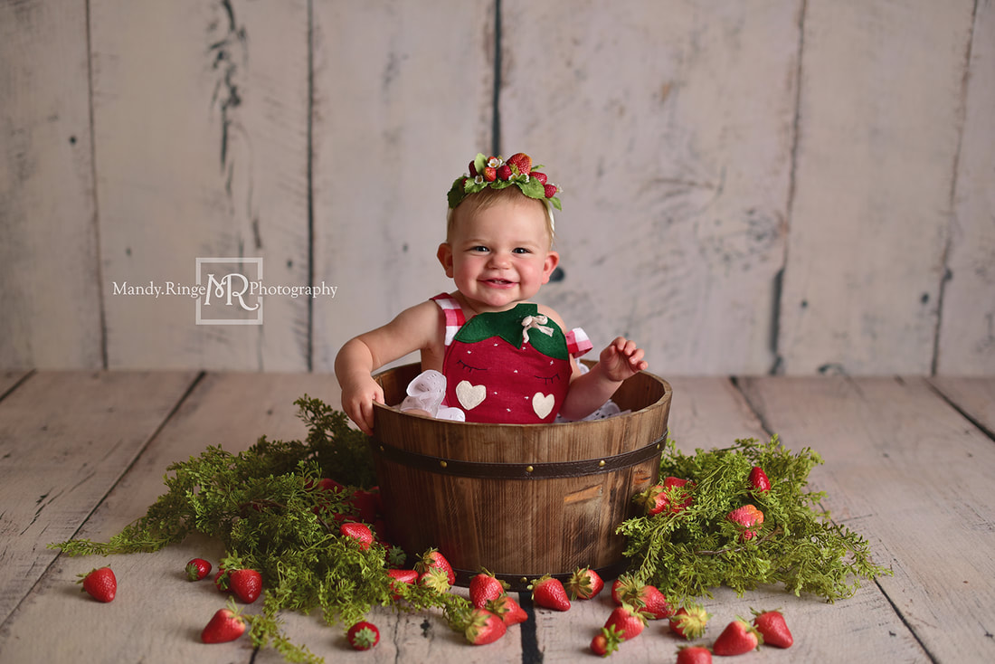 Milestone Session // Girl sitter session, 6 to 12 months, Strawberry outfit from Cora & Violet, Backdrop from Intuitions Backdrops // St. Charles, IL studio // Mandy Ringe Photography