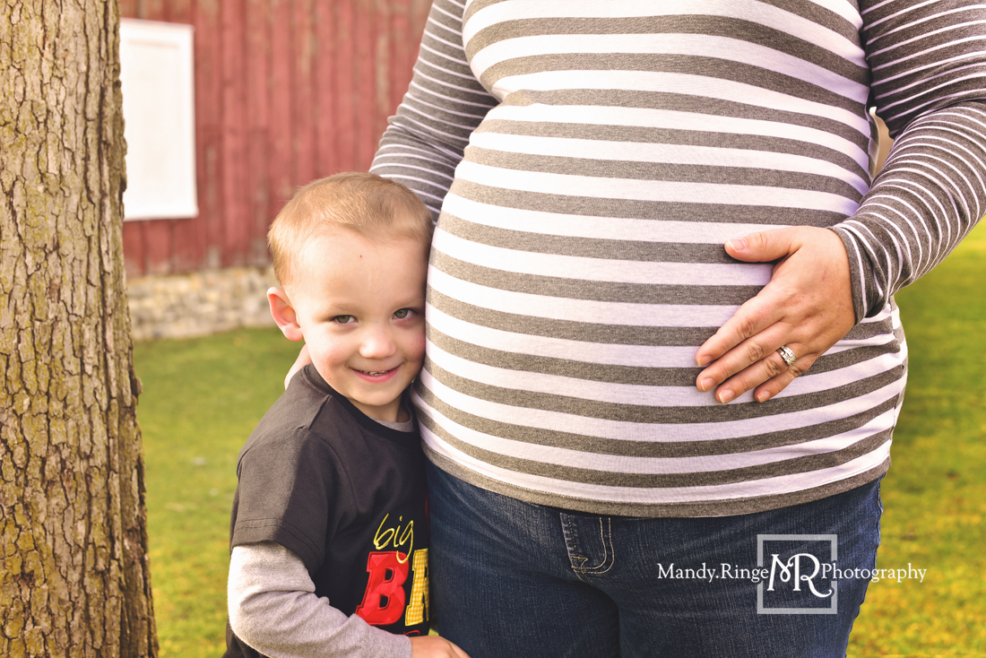 Maternity portraits // rustic barn, big brother, family of three // Leroy Oakes - St. Charles, IL // Mandy Ringe Photography
