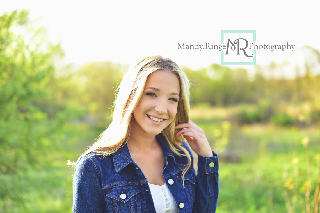 Teen girl senior portraits // outdoors, backlighting // Leroy Oakes - St. Charles, IL // Mandy Ringe Photography