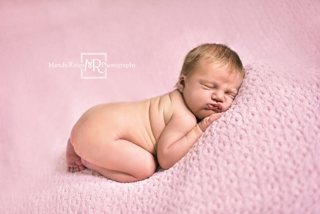 Newborn girl portraits // Pink knit posing blanket, bum up pose // Client's home - St Charles, IL // Mandy Ringe Photography